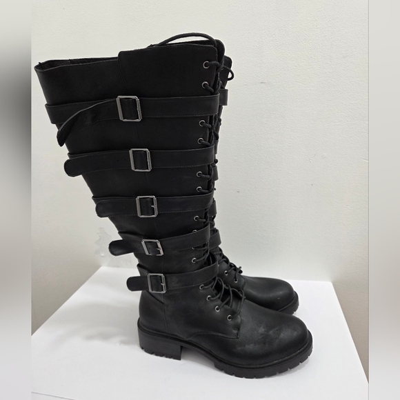 Torrid Black Lace Up buckle Strapy Gotic Steampunk Combat knee High Boot SZ 9.5W - Picture 1 of 16